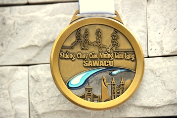 Huy chương Đường Chạy Của Những Tấm Lòng Sawaco -