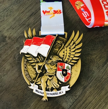 Huy chương thế giới Run Around The World Indonesia -