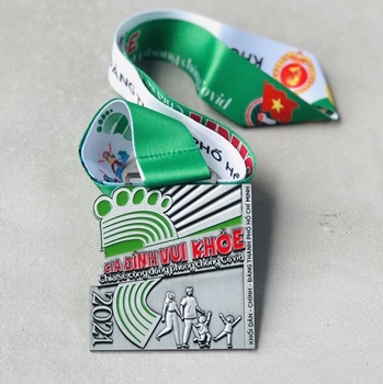 Huy chương Gia Đình Vui Kkhỏe _ Chia Sẻ Cộng Đồng Phòng Chóng Covid -