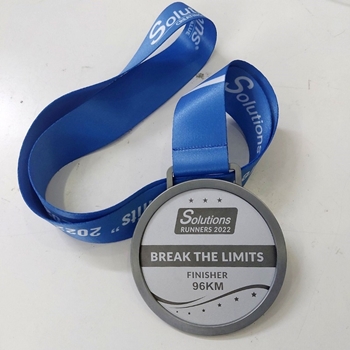 Huy chương khắc laser Break The Kimits -