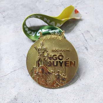 Huy chương Hào khí Việt Nam – Đức vương Ngô Quyền -