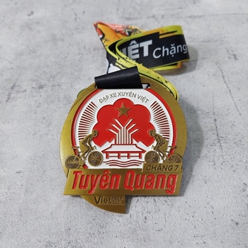 Huy chương Đạp Xe Xuyên Việt Chặng 7 - Tuyên Quang -