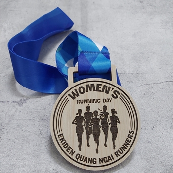 Huy chương gỗ 01 -