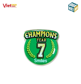 Huy hiệu cài áo Champions -