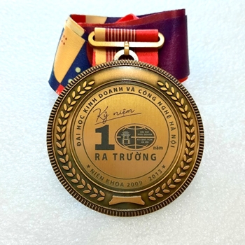 Huy chương khắc laser Kỷ niệm ra trường -