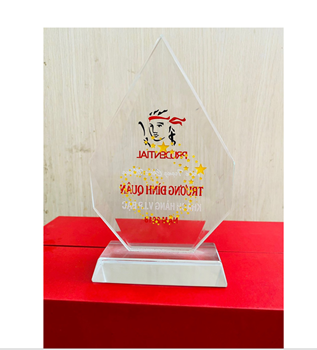 Kỷ niệm chương pha lê -