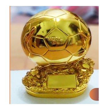 Cup vinh danh trái bóng -