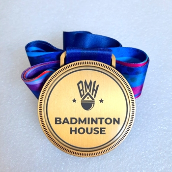 Huy chương khắc laser Badmintom house -
