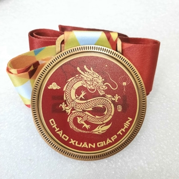 HUY CHƯƠNG IN UV CHẠY BỘ NĂM RỒNG -