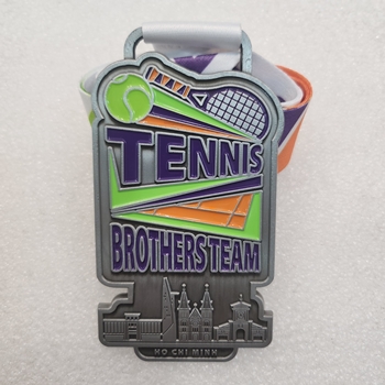 HUY CHƯƠNG ĐÚC TENNIS -