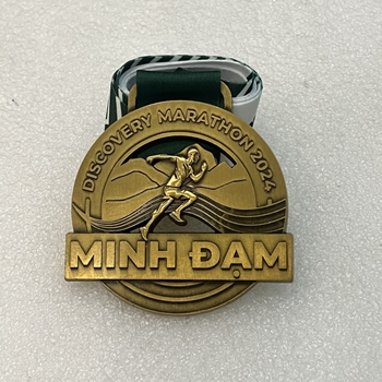 HUY CHƯƠNG ĐÚC MINH ĐẠM -