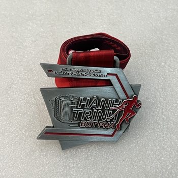 HUY CHƯƠNG ĐÚC MẠ BẠC CỔ -