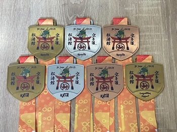 HUY CHƯƠNG KHIÊN - IN UV -