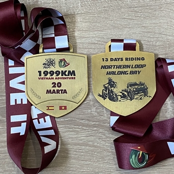 HUY CHƯƠNG KHIÊN IN UV MÀU -  DÂY THIẾT KẾ -