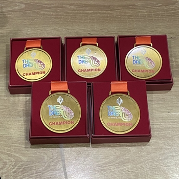 HUY CHƯƠNG CHAMPION -