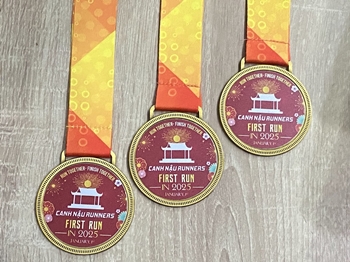 HUY CHƯƠNG FIRST RUN IN 2025 -