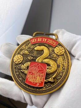 HUY CHƯƠNG ĐÚC NĂM ẤT TỴ 2025 -