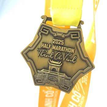 HUY CHƯƠNG ĐÚC THÀNH CỔ VINH -