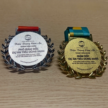 HUY CHƯƠNG CÀNH CỌ SÁNG - KHẮC LAZER -