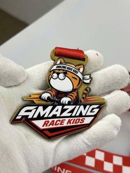 HUY CHƯƠNG ĐÚC CON HỔ AMAZING RACE KIDS -