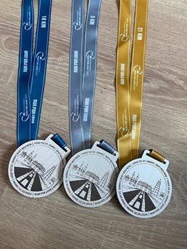HUY CHƯƠNG GỖ RUN FOR LOVE HANOI -