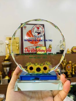 KỶ NIỆM CHƯƠNG TRƯỜNG TIỂU HỌC TÂN TRỤ -