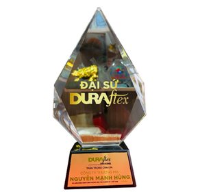 Địa chỉ uy tín an tâm đặt làm kỷ niệm chương thủy tinh