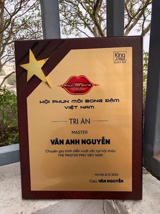 Bảng vinh danh Hội Phun Môi Bong Đậm Việt Nam