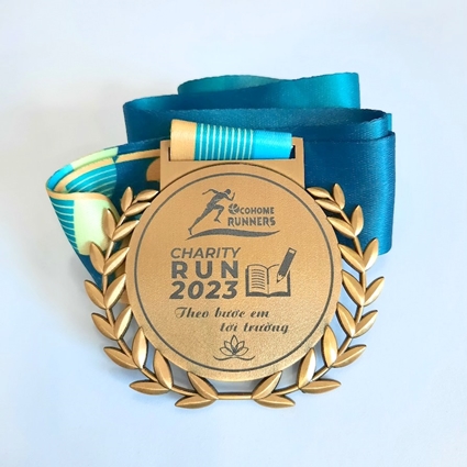 Huy chương khắc laser Charity Run 2023