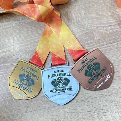 HUY CHƯƠNG PICKLEBALL