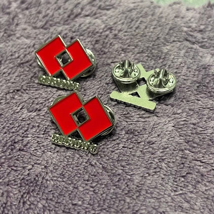 HUY HIỆU ĐÚC NỔI - ĐI MÀU MEN MỀM , MẠ BẠC SÁNG